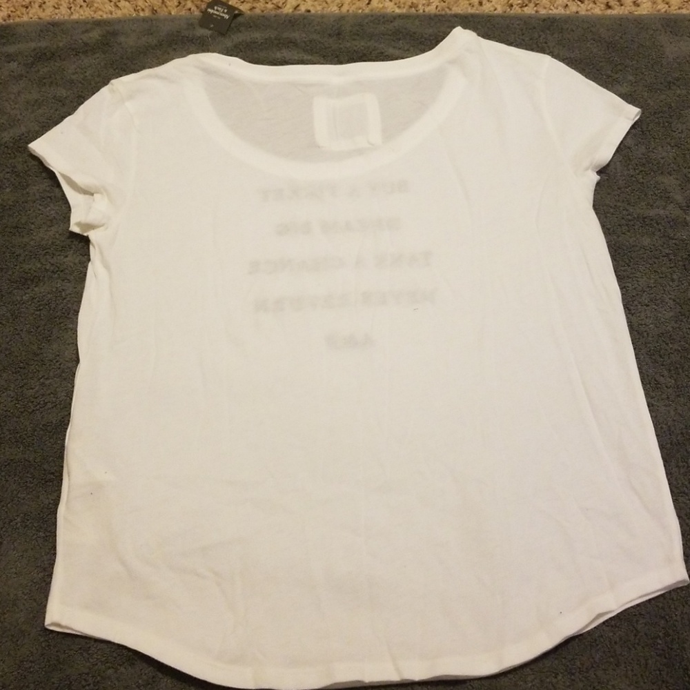 Abercrombie & Fitch Tee Shirt - Picture 3 of 5